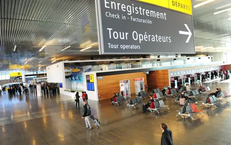 Private Transfer from Marseille Airport to Avignon