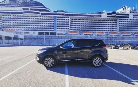 Private transfer by car from Marseille Airport to/from Arles