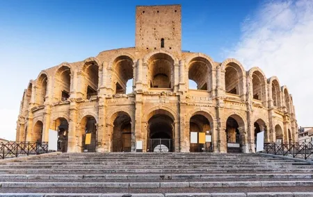 Private Tour From Marseille to Arles Saint Remy & Les Baux 