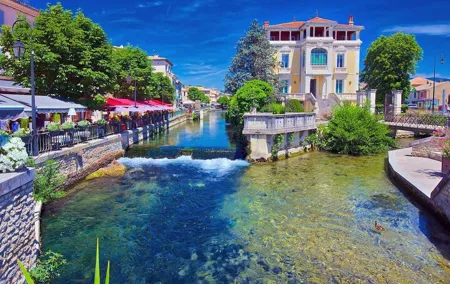 L'Isle-sur-la-Sorgue and Gordes Hidden Treasures of Provence 