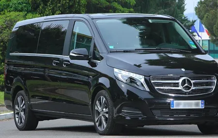 Marseille Provence Airport (MRS) Private Transfer to Marseille