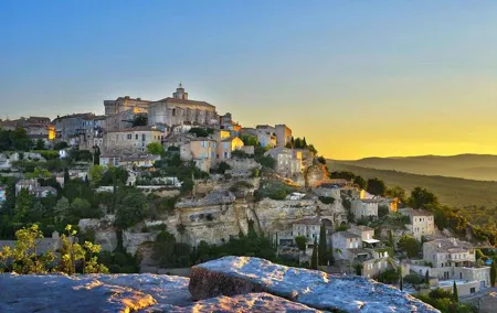 Luberon Villages Full Day Private Tour From Marseille