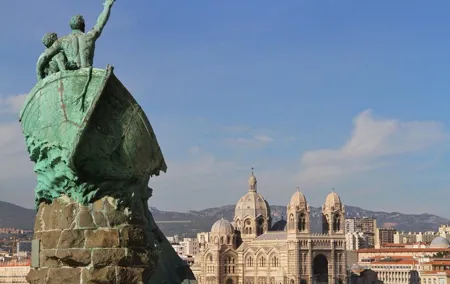 Historic Marseille: Exclusive Private Tour with a Local