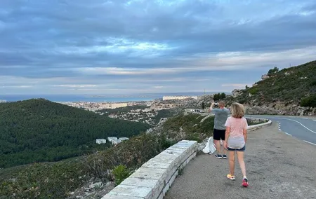 Car cruise from Marseille to Cassis - La Ciotat - Aix - Provence