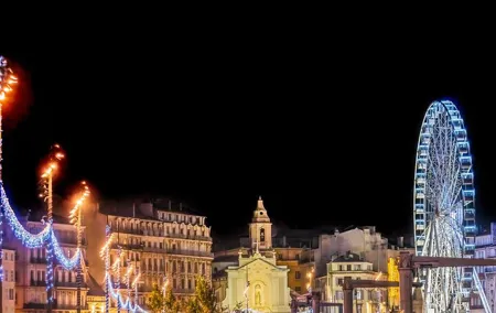 Marseille's Festive Spirit: A Christmas Walking Tour