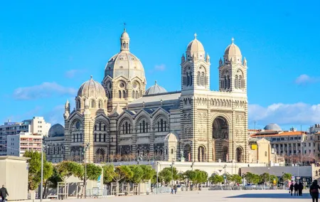 Architectural Marseille: Private Tour with a Local Expert