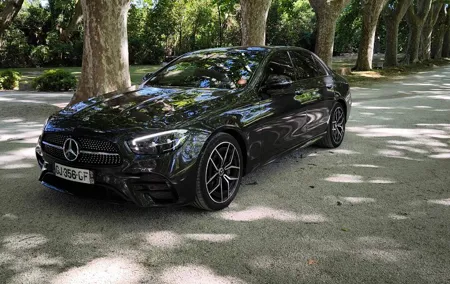 Comfortable Private Transfer Marseille Airport <-> Arles