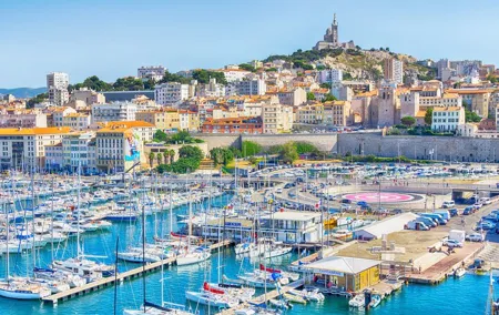 Hello Marseille: Private 2-Hour Intro City Walk with Local Guide