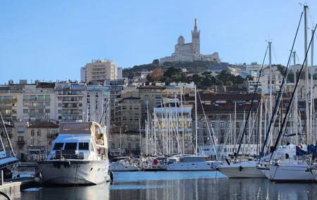 Marseille Food & private Excursion with Driver & Guide