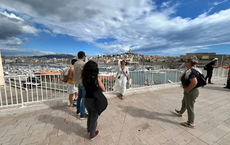 Marseille: A Cosmopolitan Rebel City, Tour with an Actress Guide