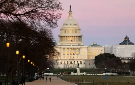 Big Bus DC: Monuments & Memorials Night Tour by Open-top Bus