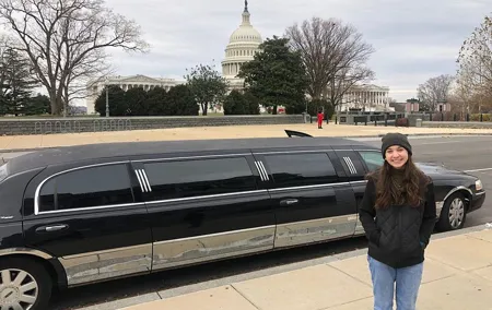 Stretch Limo Private Day & Night Custom Tours of Washington DC