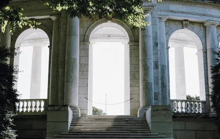 Arlington Cemetery & Changing of the Guard Exclusive Guided Tour