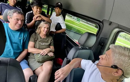 Small Group Monuments Tour with Changing of the Guard