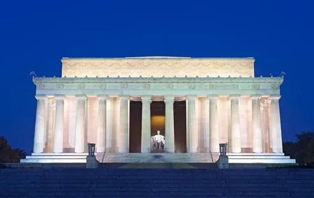 Night Tour with Washington Monument, Air & Space, African Museum