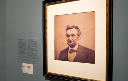 National Archives & Portrait Gallery Skip-the-line Tour 6 ppl Max