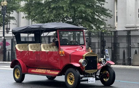 Private 7-Seater Tour of Washington D.C. Memorials day and night