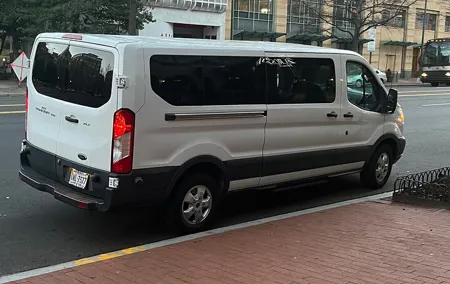 private Ronald Reagan, Washington National Airport transfer