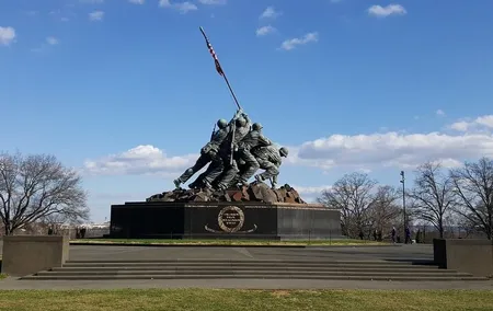 Private Non Guided Tour of Arlington VA & Washington DC