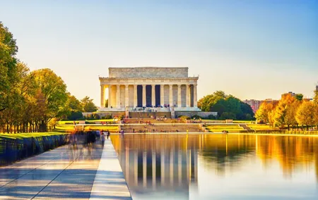 DC Monuments: Private Walking Tour