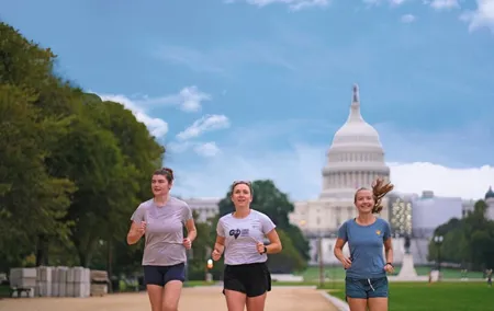  Run the Washington DC Monuments with a Local: Group Running Tour