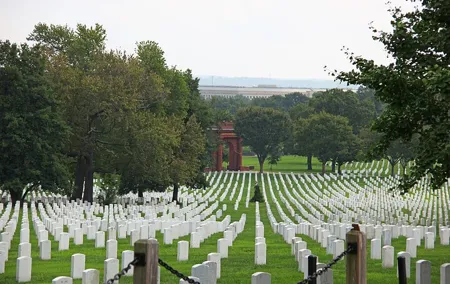 Private Tour of Arlington Cemetery (English/Portuguese)