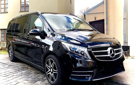 Private Airport Transfer: Washington to Dulles Airport IAD in Luxury Van