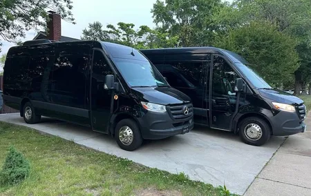 Sprinter Private City & Monuments Tour of Washington, DC