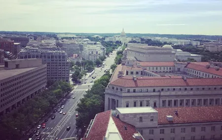 Presidential Neighborhood and Pennsylvania Avenue Architecture Tour