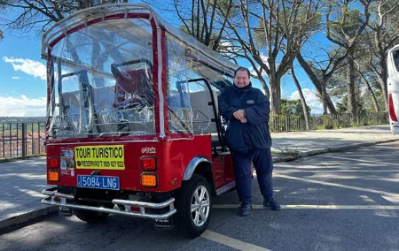 Discover Madrid in Tuk Tuk for 2 hours