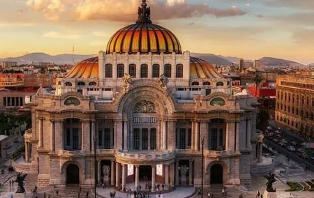 Ghosts and Secrets to Dia de Muertos Downtown Tour 