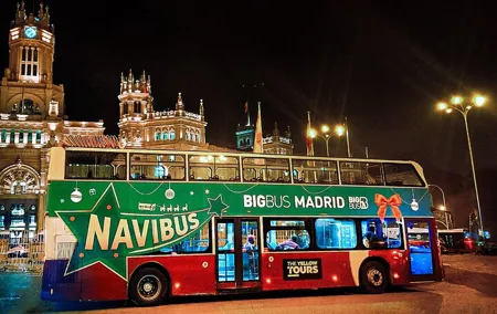 Madrid: Navibus Live Guided Christmas Lights Tour by Open-Top Bus