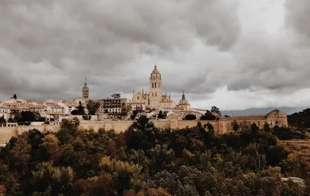 Private Tour to Segovia and Ribera del Duero from Madrid