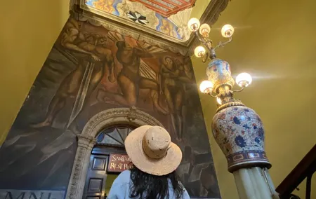 Tour of the Historic Center with Art Historian